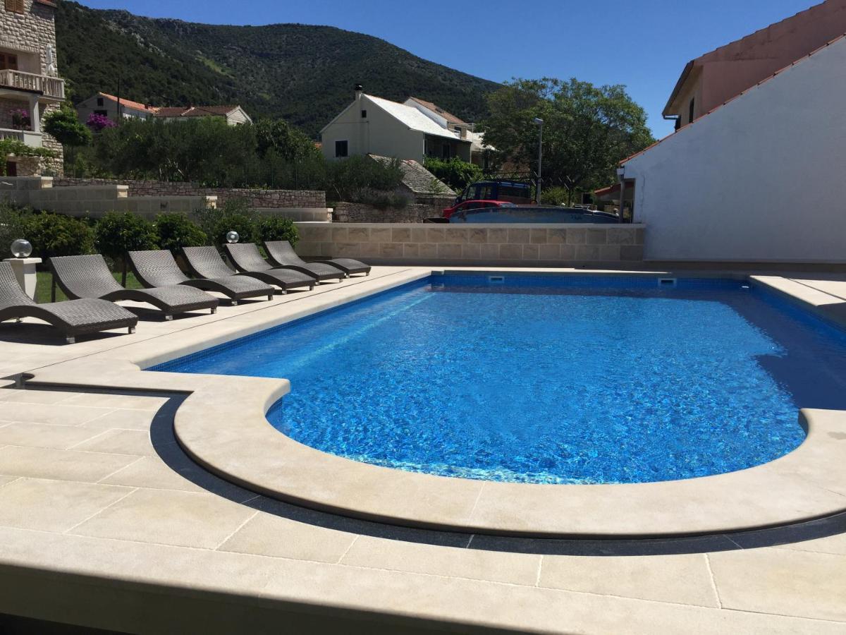 בול Apartments Villa Jadranka Adults Only מראה חיצוני תמונה