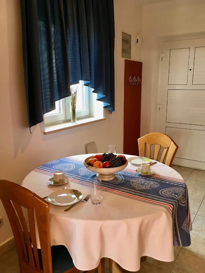 בול Apartments Villa Jadranka Adults Only מראה חיצוני תמונה