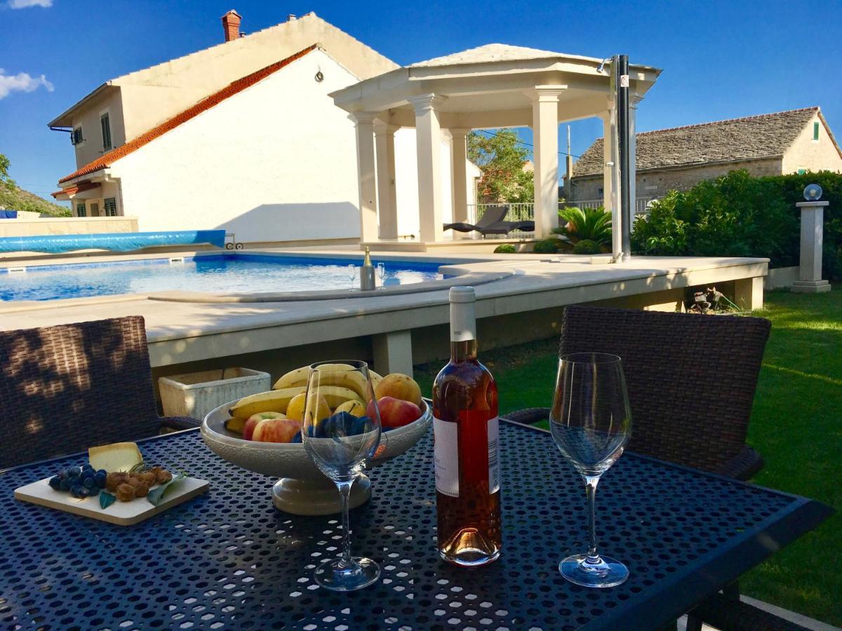 בול Apartments Villa Jadranka Adults Only מראה חיצוני תמונה