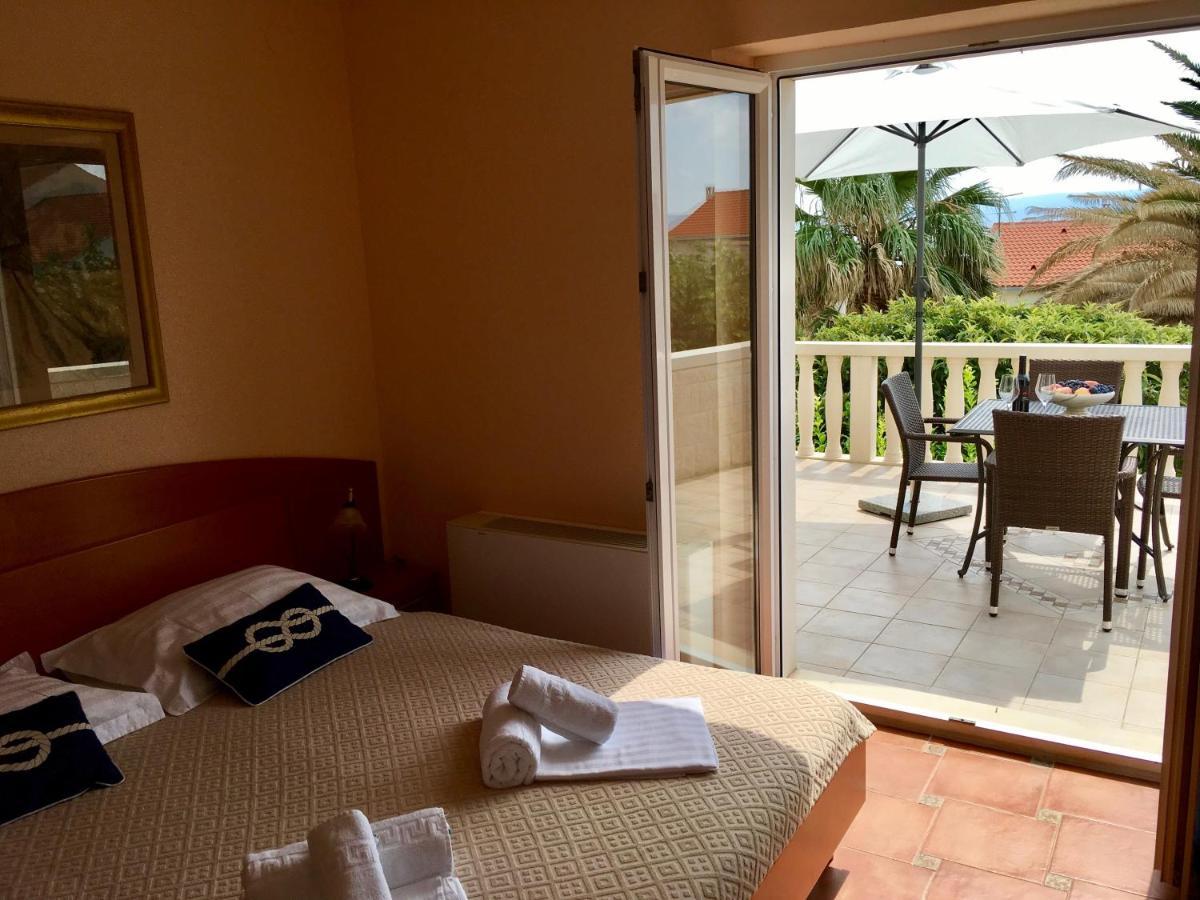 בול Apartments Villa Jadranka Adults Only מראה חיצוני תמונה