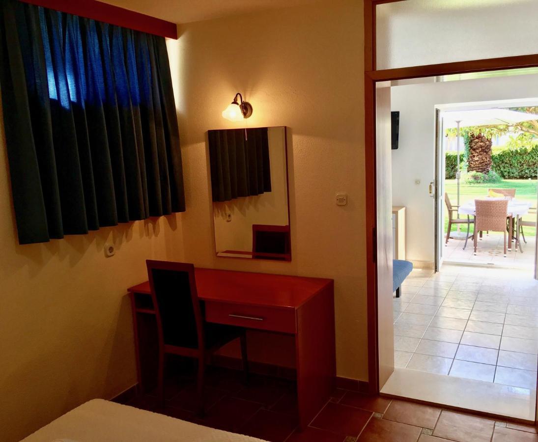 בול Apartments Villa Jadranka Adults Only מראה חיצוני תמונה